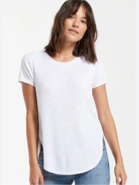 Z SUPPLY TOVE SLUB RIB SWING TEE IN WHITE Medium